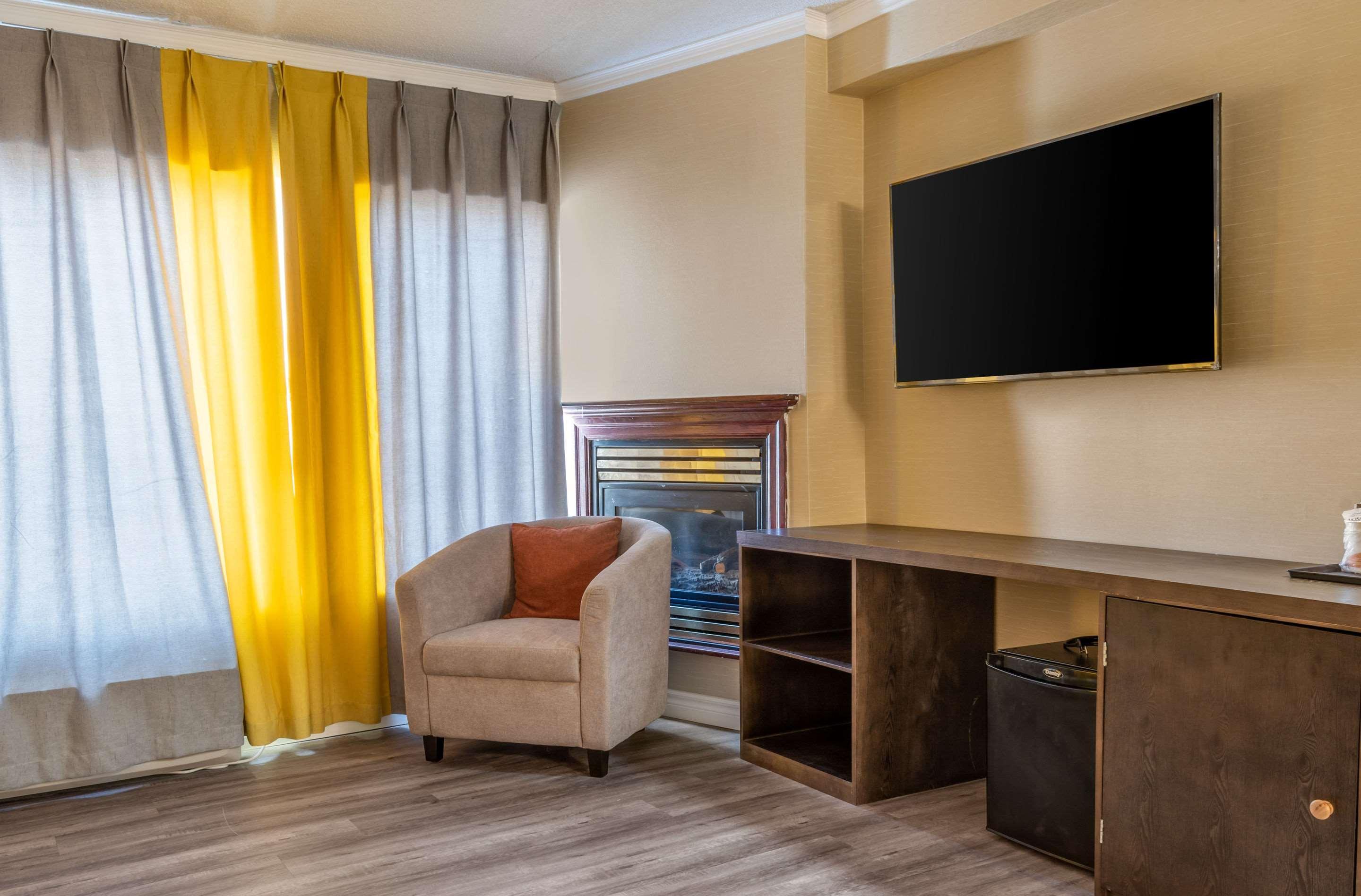 Quality Inn & Suites Ниагара-Фолс Экстерьер фото